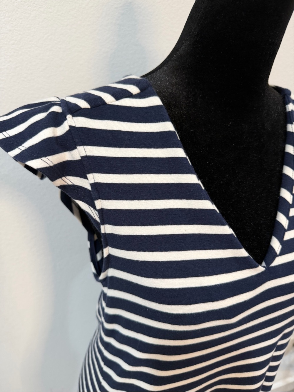Monteau Navy Stripe Flutter Sleeve Pocket Knit Dress Size Small - Picture 3 of 9